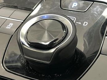 Toyota bZ4X 71.4kWh Pure Auto 5dr (11kW OBC)