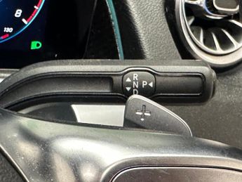 Mercedes-Benz GLB 1.3 GLB200 AMG Line 7G-DCT Euro 6 (s/s) 5dr