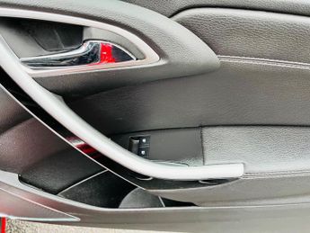 Vauxhall Astra GTC 2.0 CDTi SRi Auto Euro 5 3dr