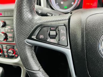 Vauxhall Astra GTC 2.0 CDTi SRi Auto Euro 5 3dr