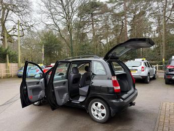 Hyundai Matrix 1.5 CRTD GSi Euro 4 5dr