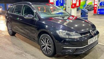 Volkswagen Golf TDi 1.6 TDI BlueMotion Tech SE Nav Euro 6 (s/s) 5dr