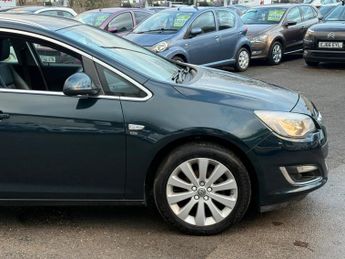 Vauxhall Astra 1.6 16V Elite Sports Tourer Auto Euro 5 5dr