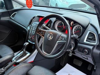 Vauxhall Astra 1.6 16V Elite Sports Tourer Auto Euro 5 5dr