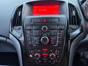 Vauxhall Astra 1.6 16V Elite Sports Tourer Auto Euro 5 5dr