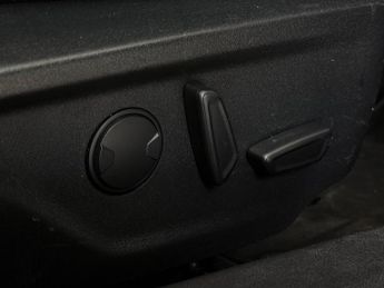 Ford Focus 2.0 EcoBlue Titanium X Auto Euro 6 (s/s) 5dr