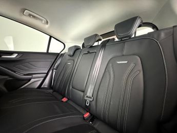 Ford Focus 1.0T EcoBoost Vignale Auto Euro 6 (s/s) 5dr