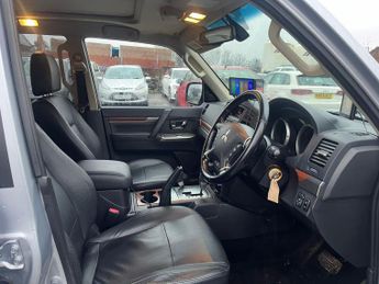 Mitsubishi Shogun 3.2 DI-DC SG3 Auto 4WD Euro 5 5dr LWB