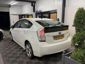 Toyota Prius 1.8 VVT-h T Spirit CVT Euro 5 (s/s) 5dr
