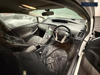 Toyota Prius 1.8 VVT-h T Spirit CVT Euro 5 (s/s) 5dr