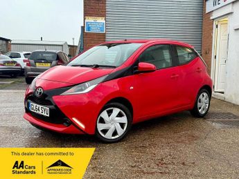 Toyota AYGO 1.0 VVT-i x-play Euro 5 5dr Euro 5