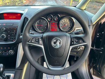 Vauxhall Zafira Tourer 2.0 CDTi Exclusiv Auto Euro 5 5dr