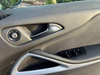 Vauxhall Zafira Tourer 2.0 CDTi Exclusiv Auto Euro 5 5dr