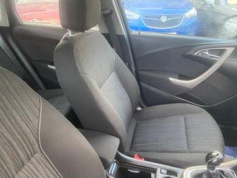 Vauxhall Astra 1.6 16v Exclusiv Euro 5 5dr
