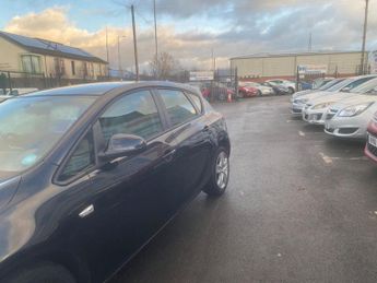 Vauxhall Astra 1.6 16v Exclusiv Euro 5 5dr