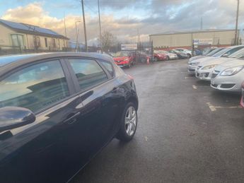 Vauxhall Astra 1.6 16v Exclusiv Euro 5 5dr