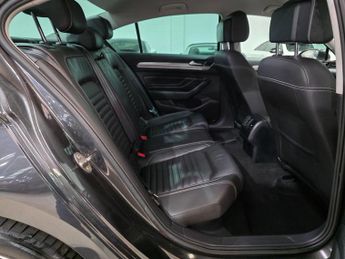 Volkswagen Passat 1.4 TSI 13kWh GTE DSG Euro 6 (s/s) 4dr