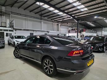 Volkswagen Passat 1.4 TSI 13kWh GTE DSG Euro 6 (s/s) 4dr