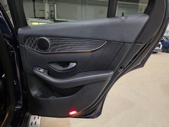 Mercedes-Benz GLC 2.0 GLC250 AMG Line (Premium) G-Tronic+ 4MATIC Euro 6 (s/s) 5dr