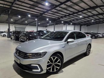 Volkswagen Passat 1.4 TSI 13kWh GTE DSG Euro 6 (s/s) 4dr