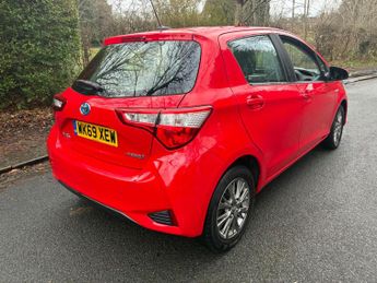 Toyota Yaris 1.5 VVT-h Icon E-CVT Euro 6 (s/s) 5dr