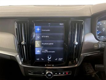 Volvo S90 2.0h T8 Twin Engine 10.4kWh R-Design Pro Saloon 4dr Petrol Plug-