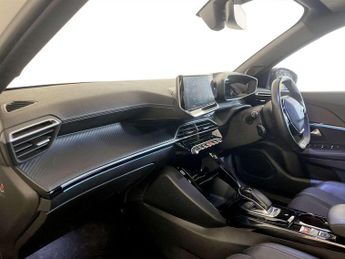 Peugeot E-2008 50kWh GT SUV 5dr Electric Auto (136 ps)