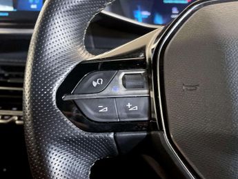 Peugeot E-2008 50kWh GT SUV 5dr Electric Auto (136 ps)