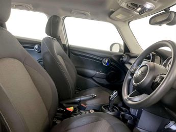 MINI Hatch 1.5 Cooper Classic Hatchback 5dr Petrol Steptronic Euro 6 (s/s) 