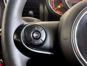 MINI Hatch 1.5 Cooper Classic Hatchback 5dr Petrol Steptronic Euro 6 (s/s) 