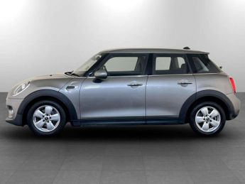 MINI Hatch 1.5 Cooper Classic Hatchback 5dr Petrol Steptronic Euro 6 (s/s) 