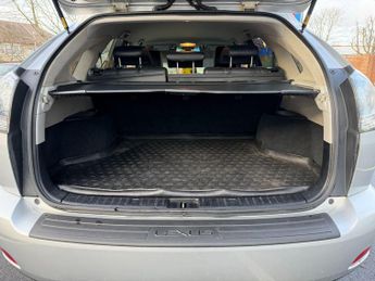 Lexus RX 3.3 400h SR SUV 5dr Petrol Hybrid CVT (192 g/km, 208 bhp)