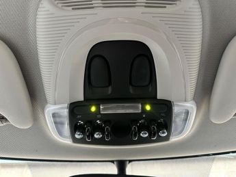 MINI Hatch 1.5 Cooper Auto Euro 6 (s/s) 3dr