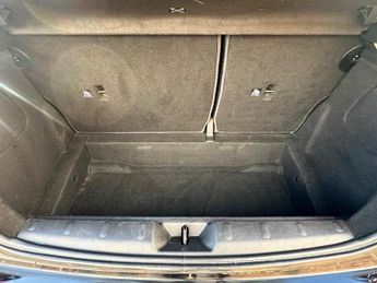 MINI Hatch 1.5 Cooper Auto Euro 6 (s/s) 3dr