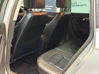 Volkswagen Passat 2.0 TDI BlueMotion Tech Executive Style DSG Euro 5 (s/s) 5dr