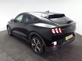 Ford Mustang Mach-E SEL STD RNG RWD