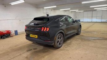 Ford Mustang Mach-E STD RANGE RWD
