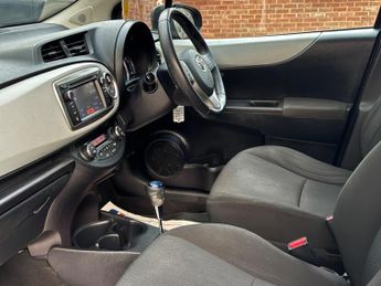 Toyota Yaris 1.5 VVT-h T4 CVT Euro 5 5dr