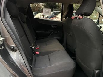 Toyota Yaris 1.5 VVT-h T4 CVT Euro 5 5dr