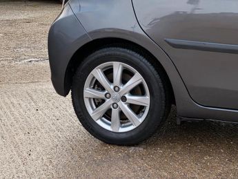 Toyota Yaris 1.5 VVT-h T4 CVT Euro 5 5dr