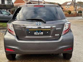 Toyota Yaris 1.5 VVT-h T4 CVT Euro 5 5dr