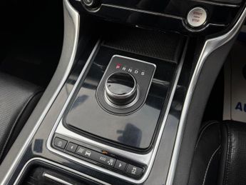 Jaguar XF 2.0d R-Sport Auto Euro 6 (s/s) 4dr