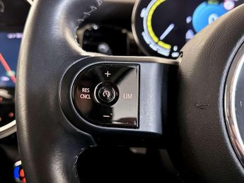 MINI Electric Hatch Cooper SE 32.6kWh Level 1 Hatchback 3dr Electric Auto (184 ps)