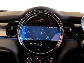 MINI Electric Hatch Cooper SE 32.6kWh Level 1 Hatchback 3dr Electric Auto (184 ps)