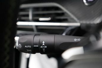 Peugeot E-2008 50kWh GT Auto 5dr (7kW Charger)