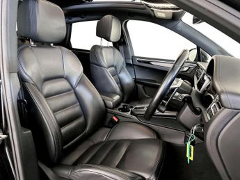 Porsche Macan 3.0T V6 S SUV 5dr Petrol PDK 4WD Euro 6 (s/s) (354 ps)