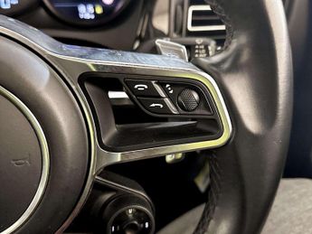 Porsche Macan 3.0T V6 S SUV 5dr Petrol PDK 4WD Euro 6 (s/s) (354 ps)