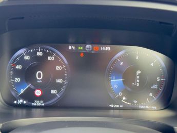 Volvo V90 2.0 D4 R-Design Auto Euro 6 (s/s) 5dr