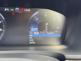 Volvo V90 2.0 D4 R-Design Auto Euro 6 (s/s) 5dr