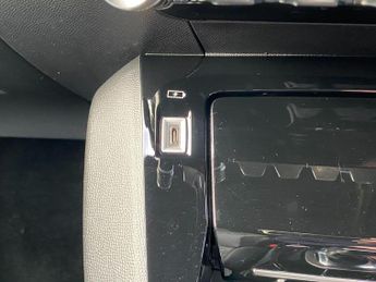 Peugeot E-2008 50kWh GT Premium Auto 5dr